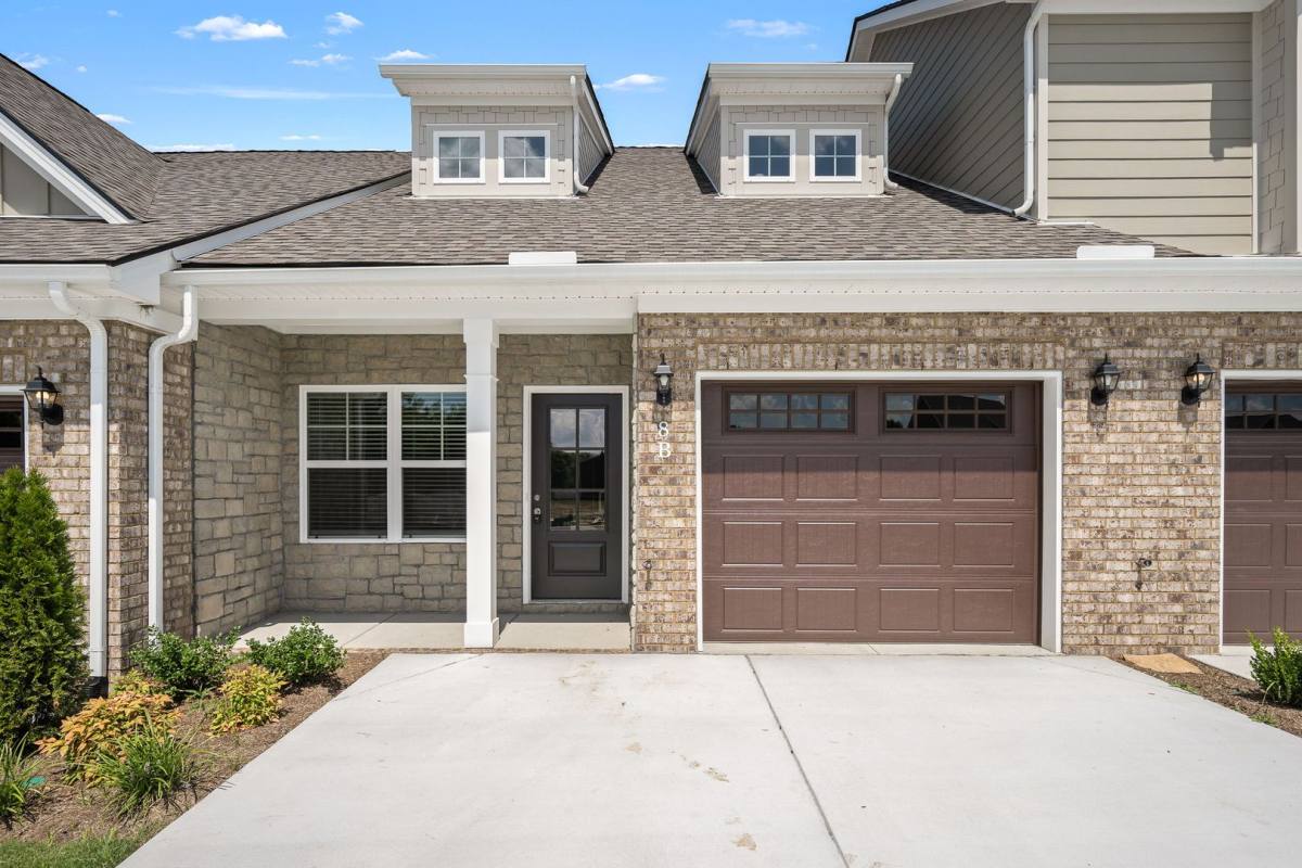 Townhouse for rent at 967 Horse Mountain #8B, Shelbyville, TN 37160