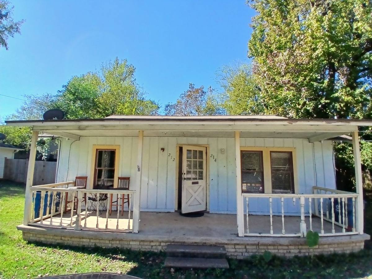 House for rent at 212 Choice St, Kilgore, TX 75662