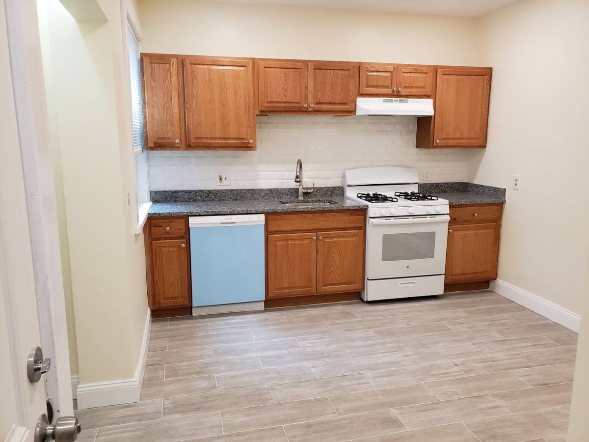Apartment for rent at 194 Kelton St, Allston, MA 02134