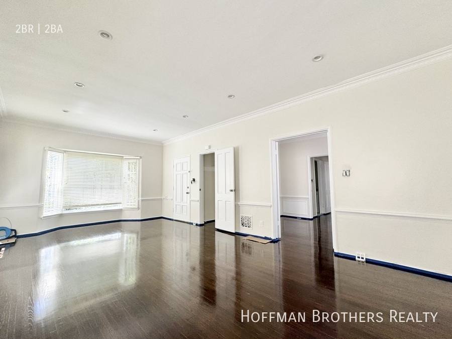 Apartment for rent at 9689 W Olympic Blvd, Beverly Hills, CA 90212