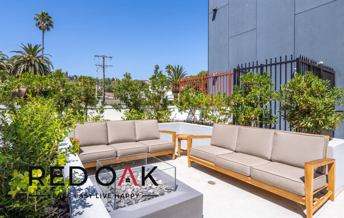 Condo for rent at 1860 N Western Ave #417, Los Angeles, CA 90027