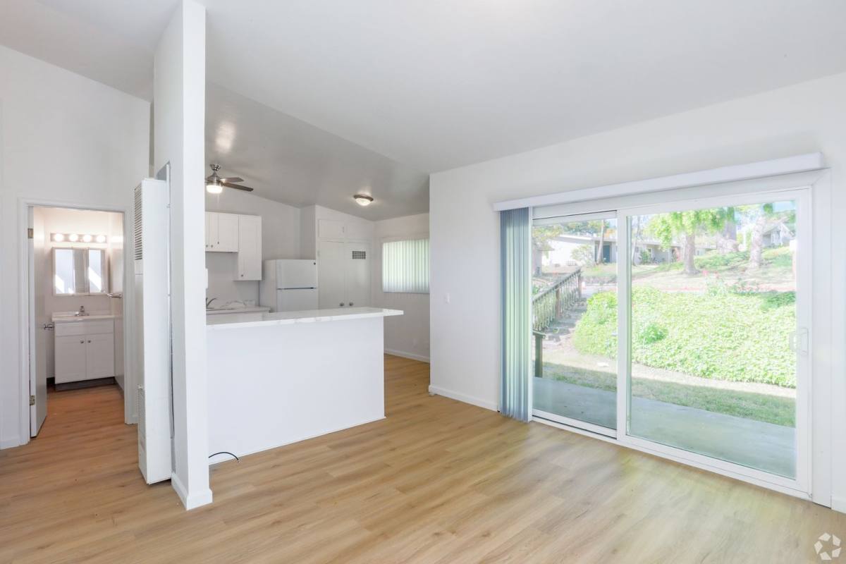 Apartment for rent at 600 Park Avenue, 7C, Capitola, CA 95010