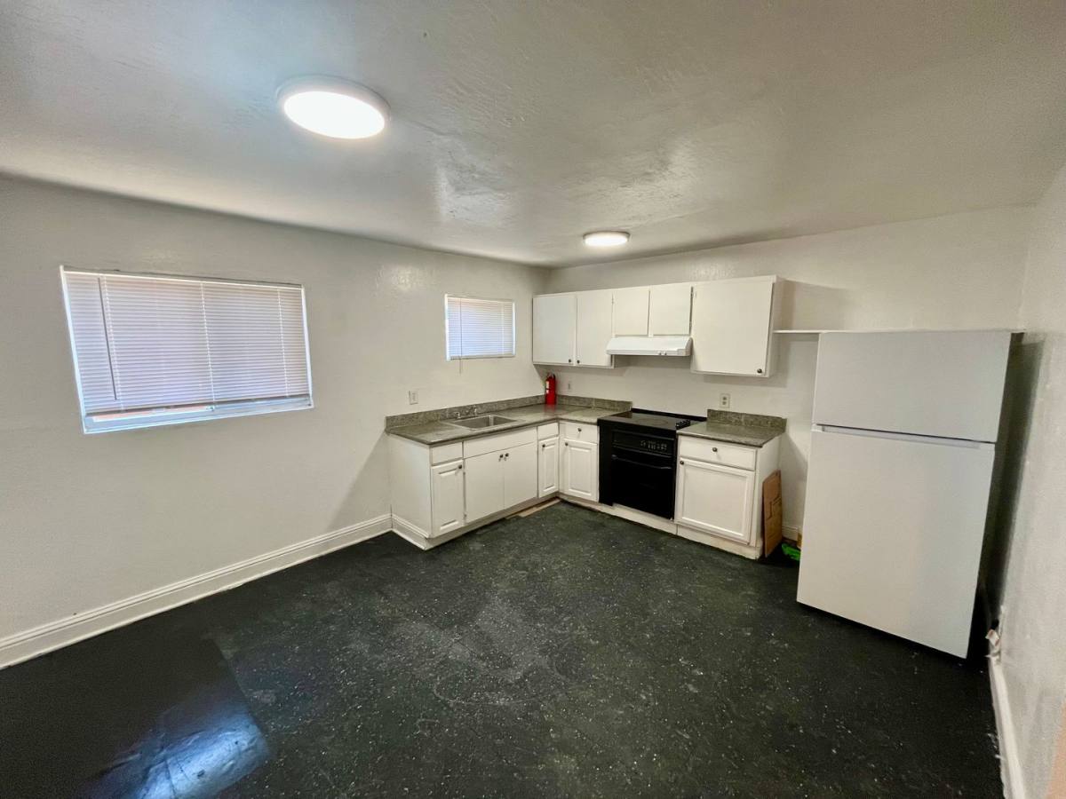 Apartment for rent at 151 Catron Dr, Oakland, CA 94603