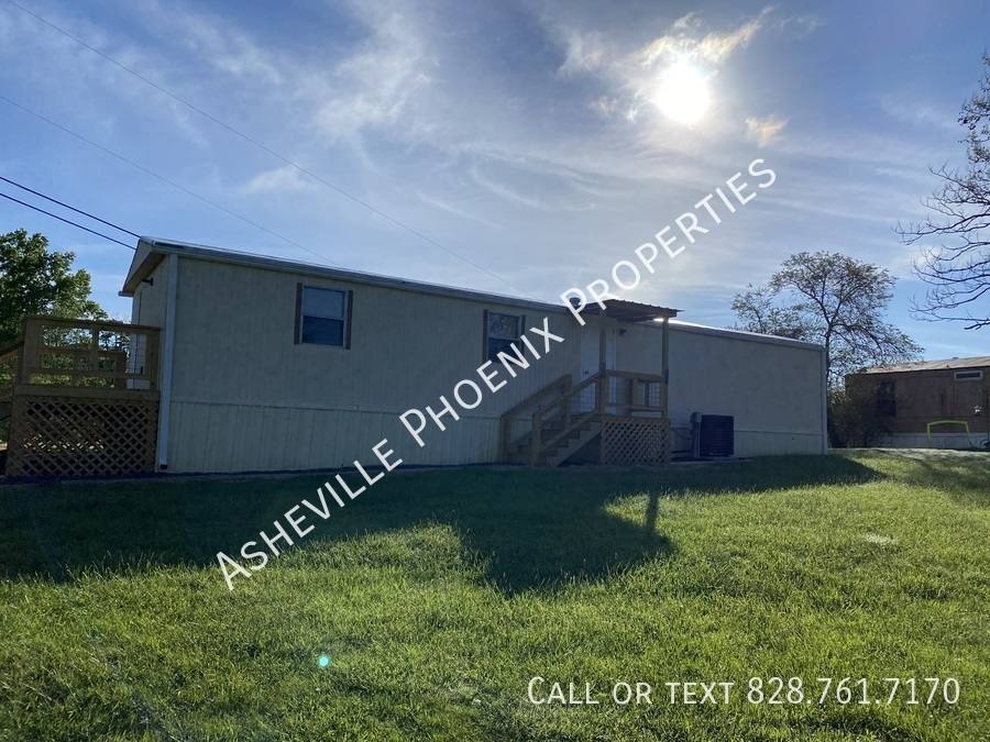 House for rent at 6 Morgan Ridge Lane, Asheville, NC 28806