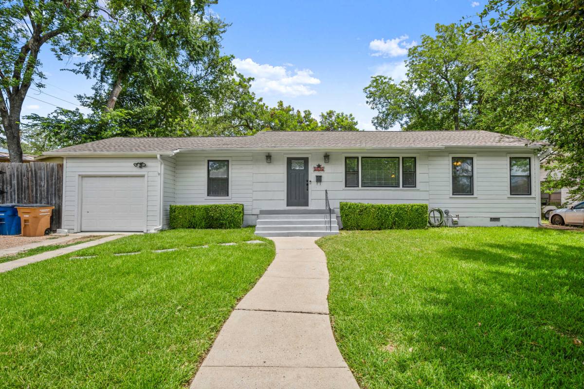 House for rent at 5805 Bull Creek Rd, Austin, TX 78756