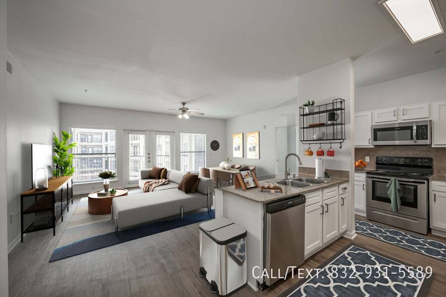 Apartment for rent at 99 N Delano St #CSF1, Houston, TX 77003