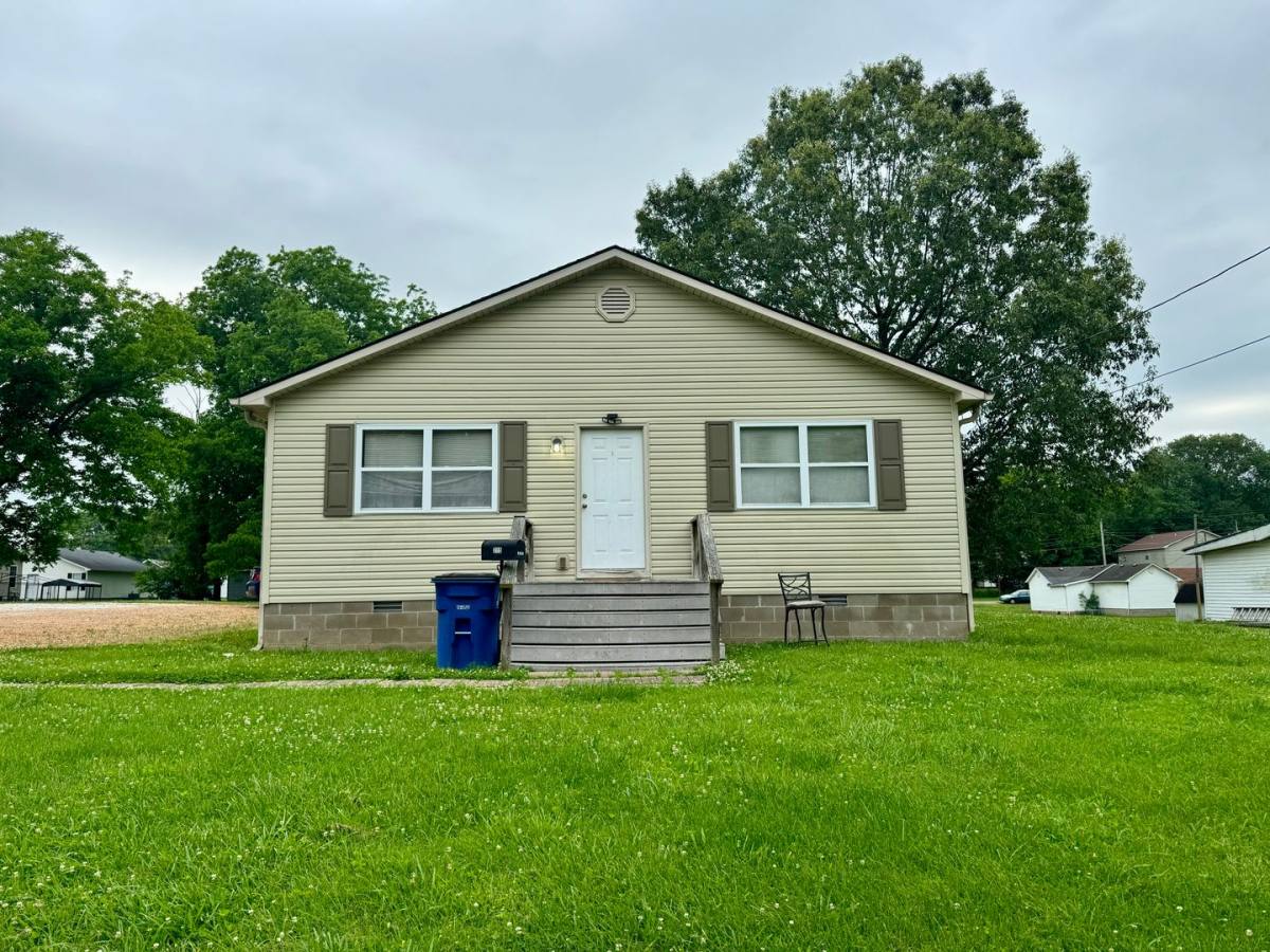 House for rent at 215 E St, Martin, TN 38237
