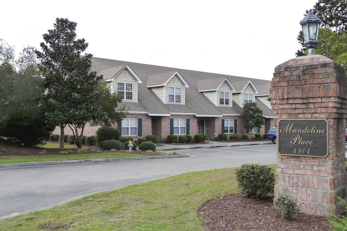 Townhouse for rent at 4804-35 S College Rd, Wilmington, NC 28412