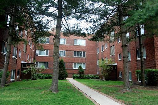 Apartment for rent at 231-49 N Ridge 833-5 Case St, Evanston, IL 60202