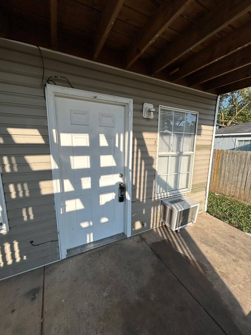 Apartment for rent at 1414 S Powell St, Springdale, AR 72764