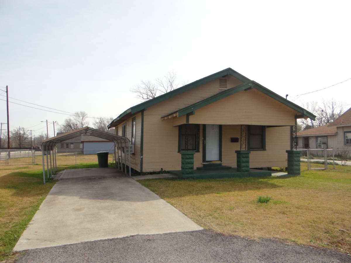 House for rent at 4215 Garden St, Beaumont, TX 77705