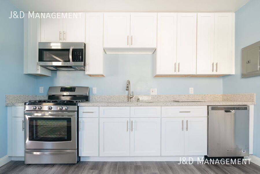 Apartment for rent at 4446 G St, San Diego, CA 92102