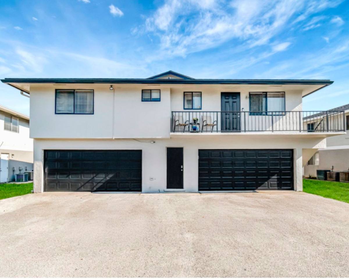 House for rent at 812 W Tiffany Dr, West Palm Beach, FL 33407