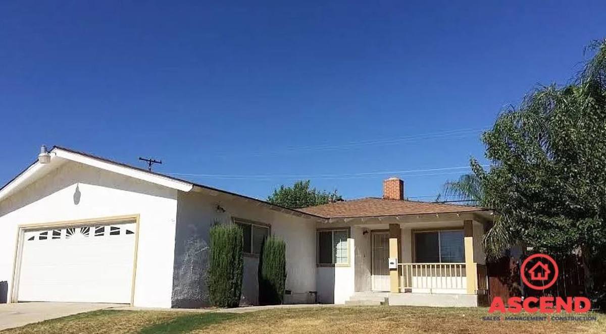 House for rent at 3117 Caliente St, Bakersfield, CA 93306