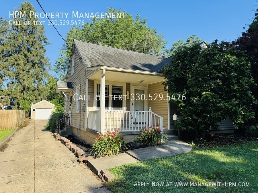 House for rent at 217 15th St NW, Massillon, OH 44647