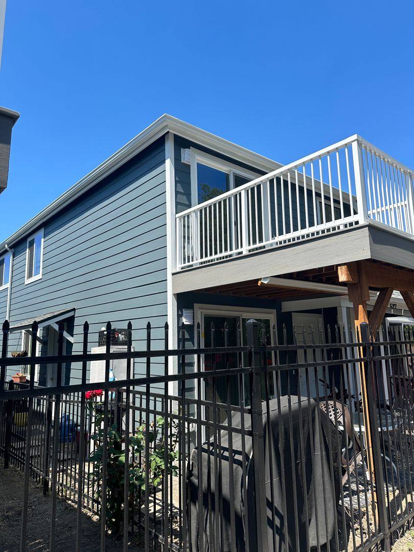 Apartment for rent at 517 Burnett Ave S, Renton, WA 98057