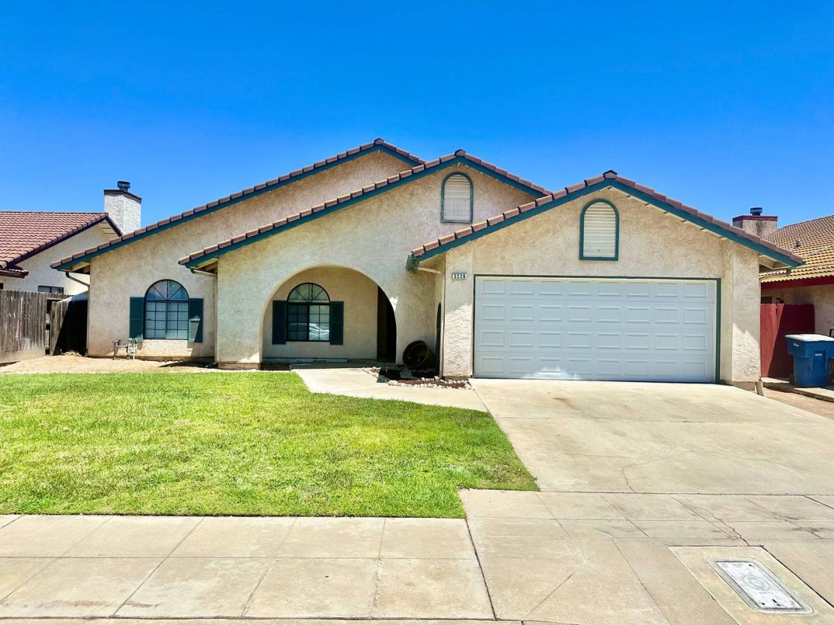 House for rent at 3226 N Sonora Ave, Fresno, CA 93722