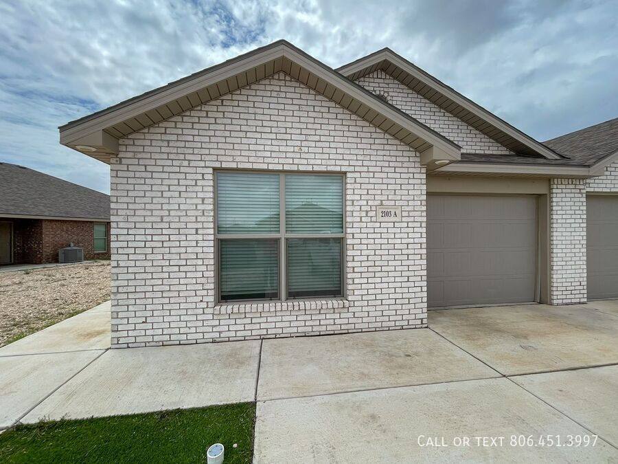 House for rent at 2103 N Ave J #A, Lubbock, TX 79403