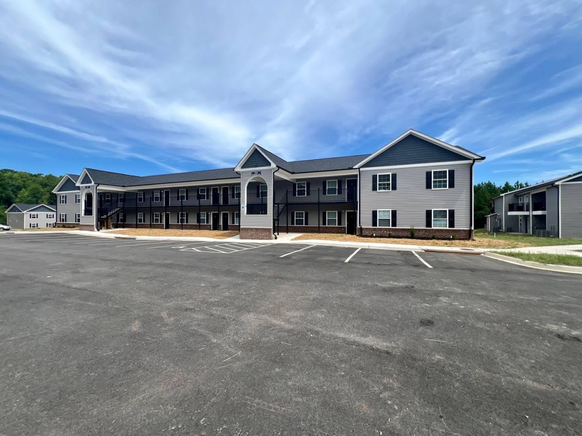 Apartment for rent at 134 Brookside Lane, South Hill, VA 23970