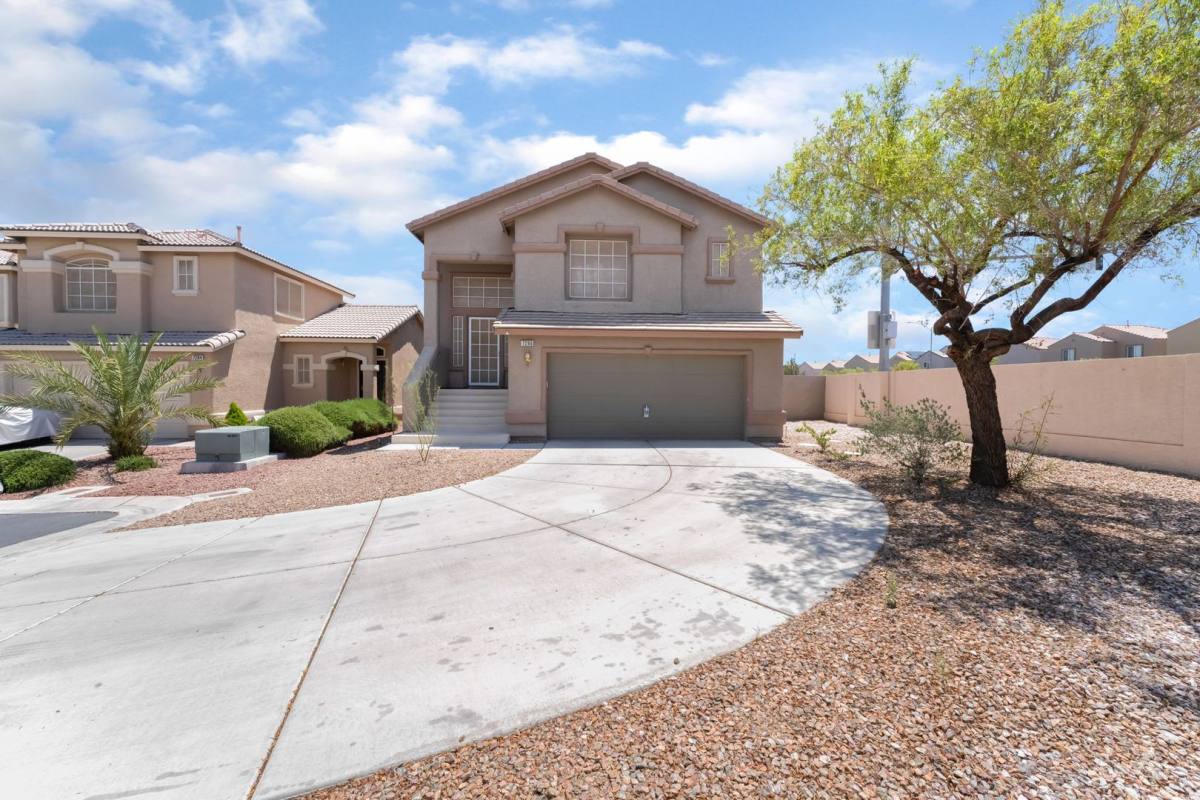 House for rent at 7290 Victoria Oak Court, Las Vegas, NV 89148