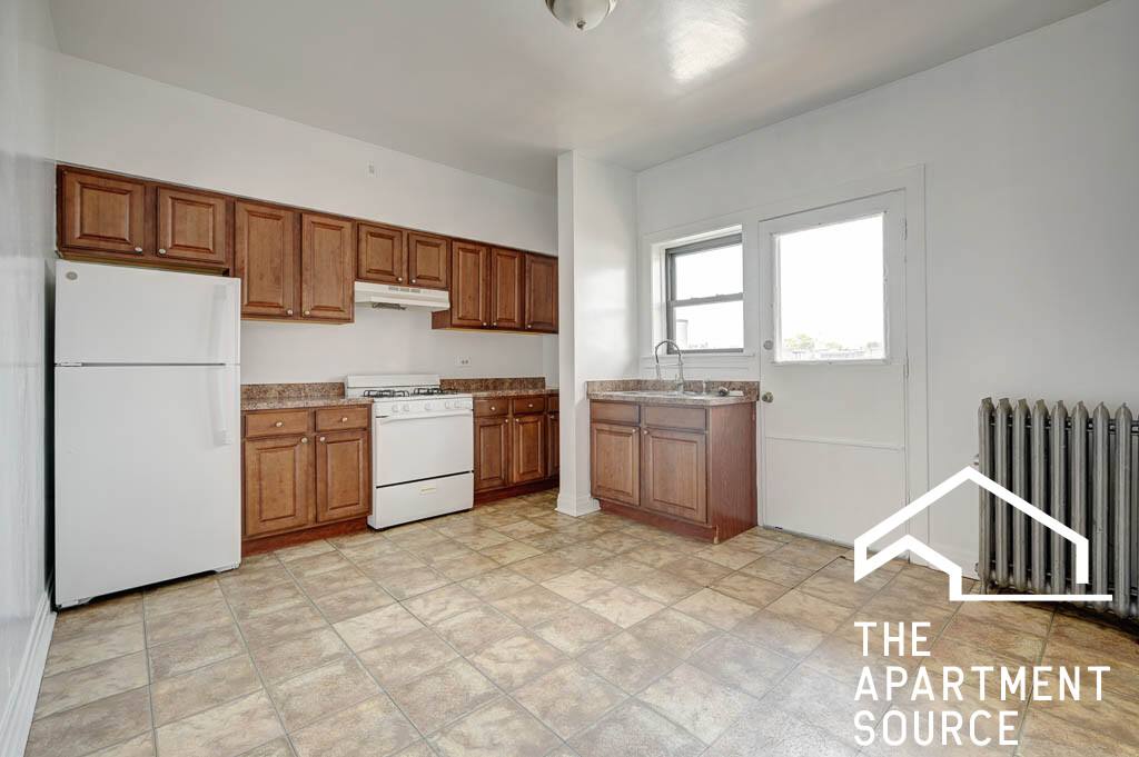 Apartment for rent at 2638 N Milwaukee Ave #3, Chicago, IL 60647