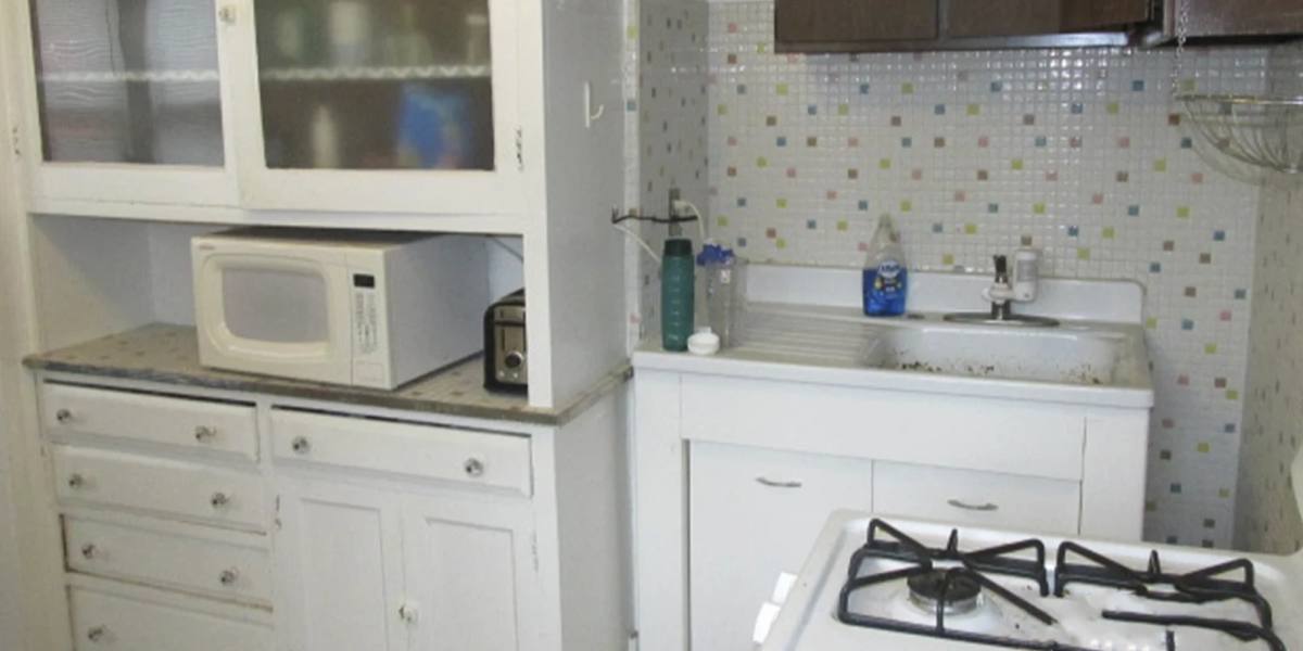 Apartment for rent at 3709 N Hoyne Ave #2, Chicago, IL 60618