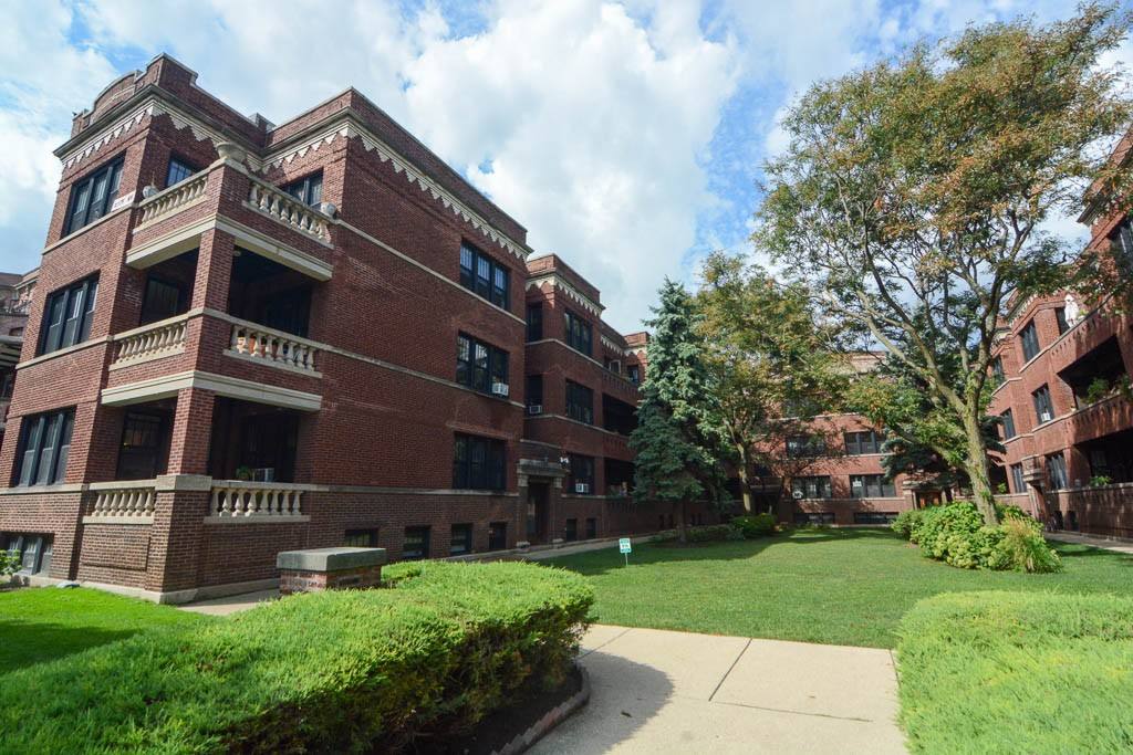 Apartment for rent at 2524 Kedzie Blvd #W5, Chicago, IL 60647