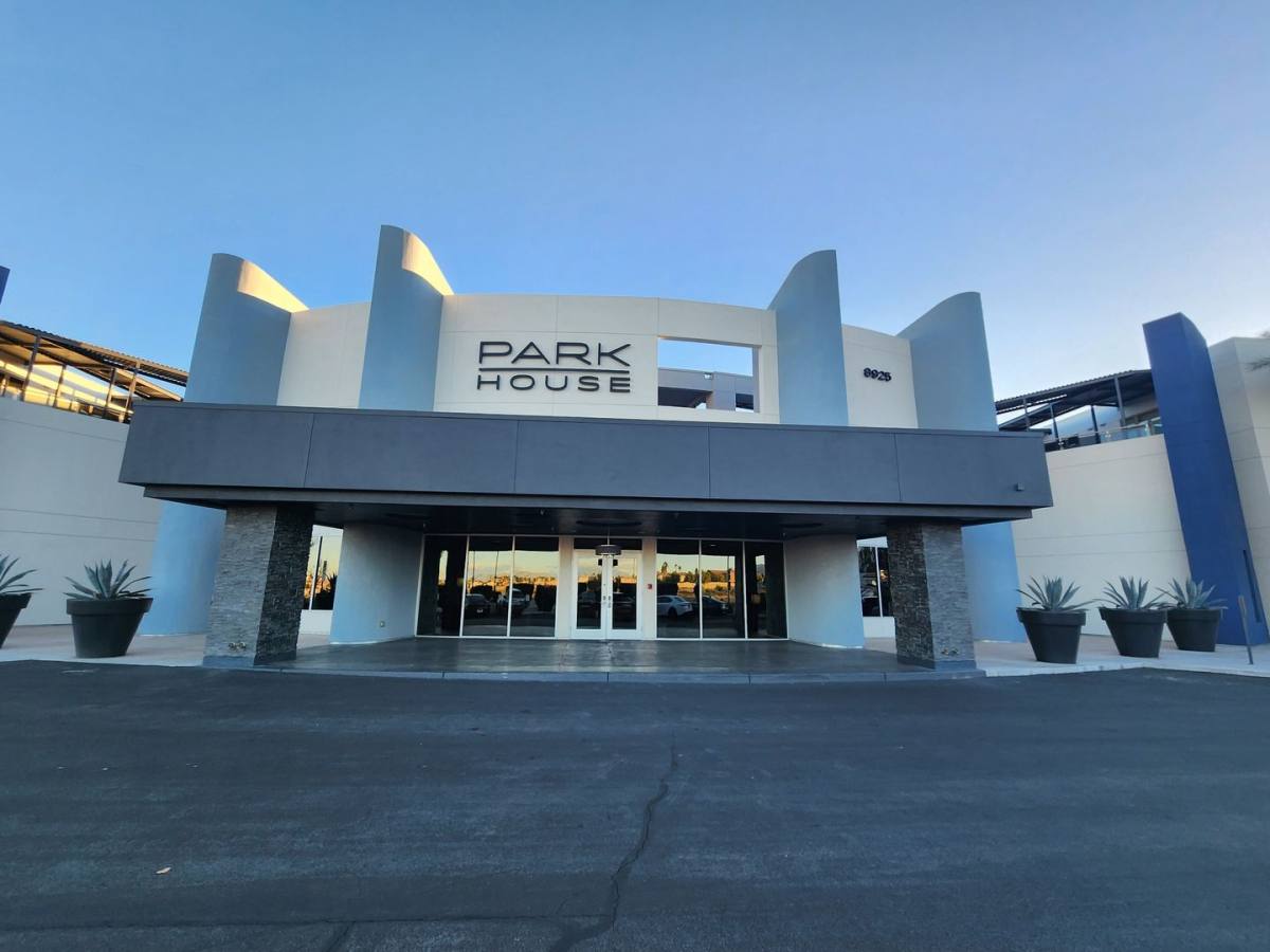 House for rent at 8925 W Flamingo Rd, Las Vegas, NV 89147