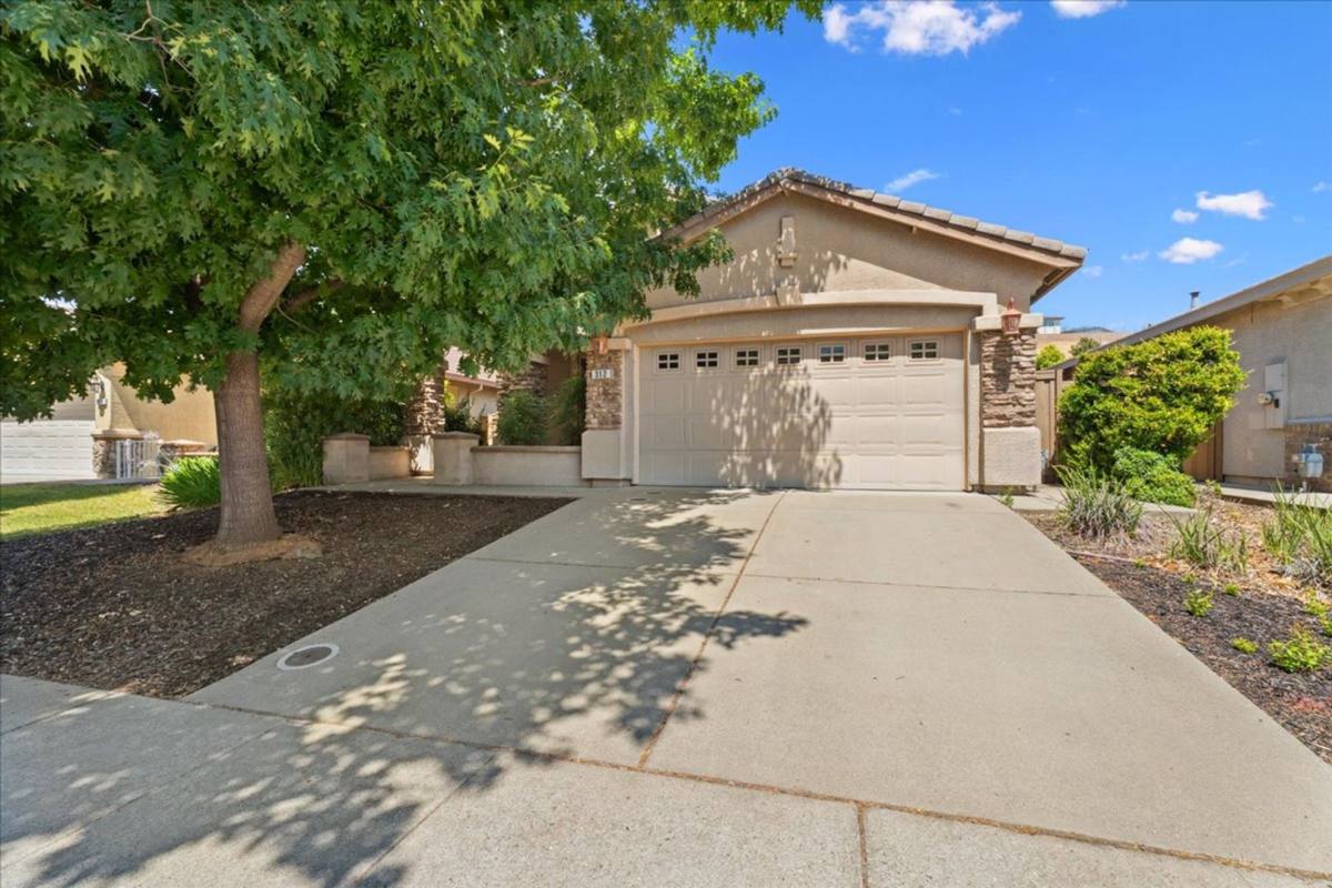 House for rent at 312 Lone Spur Dr, Folsom, CA 95630