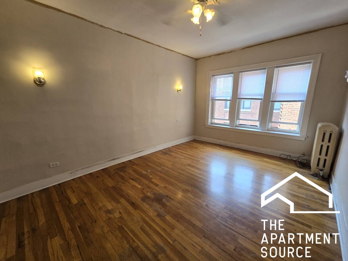 Apartment for rent at 1368 W Estes #3S, Chicago, IL 60626