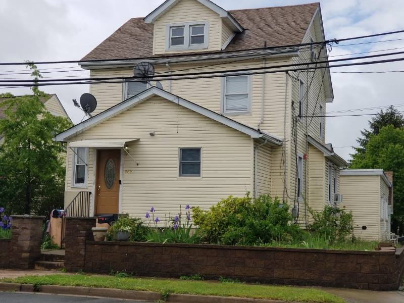 Apartment for rent at 269 N 1-ST Ave, Manville, NJ 08835