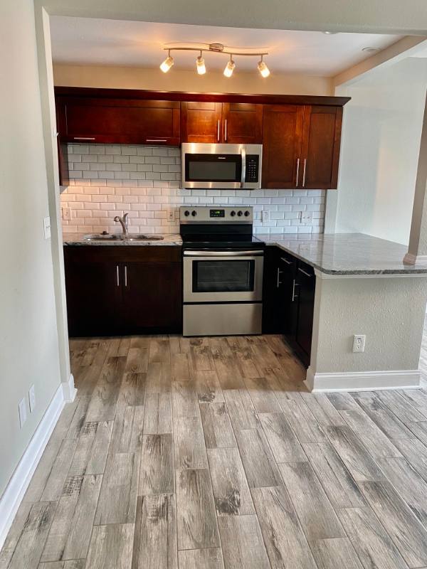 Apartment for rent at 115 S Lois Ave #207, Tampa, FL 33609