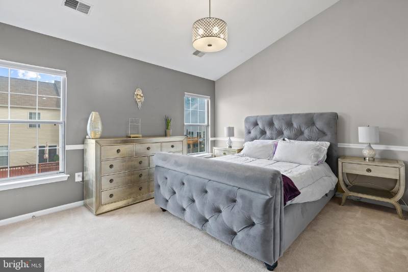 13138 Quail Creek Lane, Fairfax, VA 22033