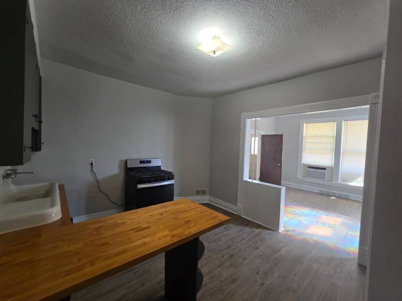 House for rent at 3524 Cass St #2, Omaha, NE 68131