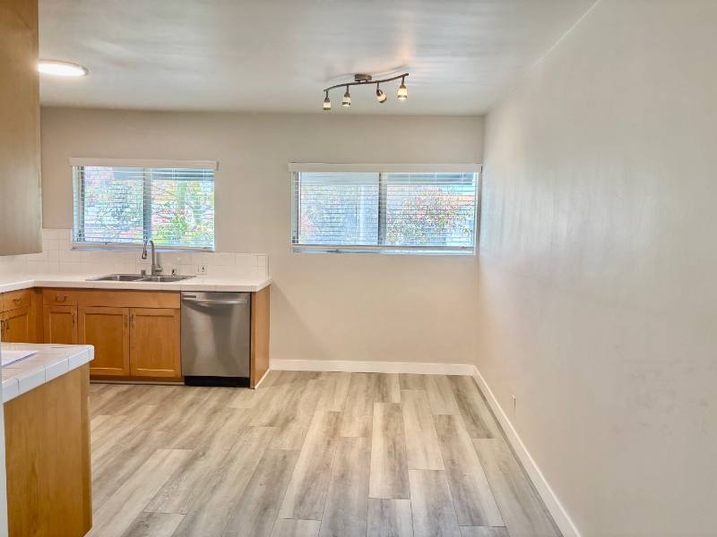 Apartment for rent at 812 Westmount Dr #17, West Hollywood, CA 90069