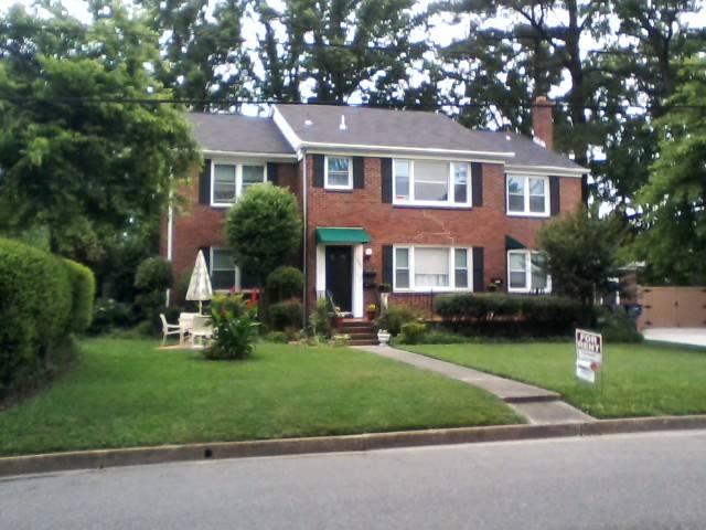 Apartment for rent at 1500 Meads Rd #1, Norfolk, VA 23505