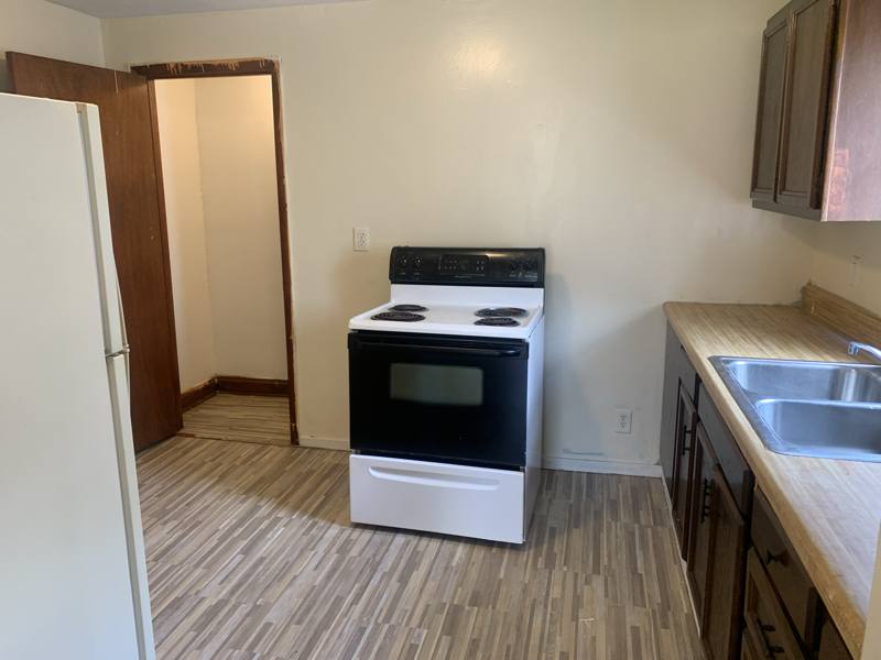 Apartment for rent at 702 10th St #C, Saint Albans, WV 25177