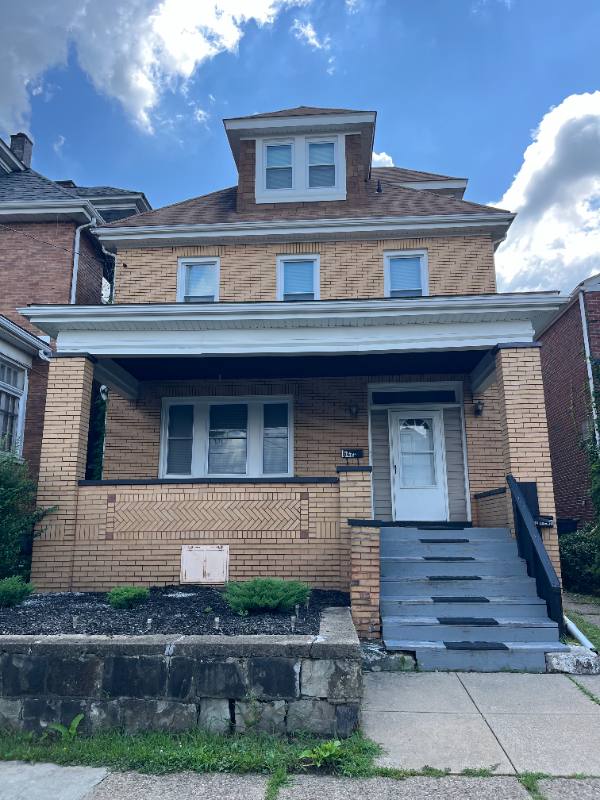 House for rent at 642 Beaver Rd, Ambridge, PA 15003