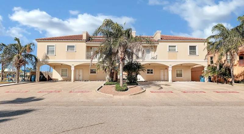 Condo for rent at 102 E Gardenia St #8, South Padre Island, TX 78597
