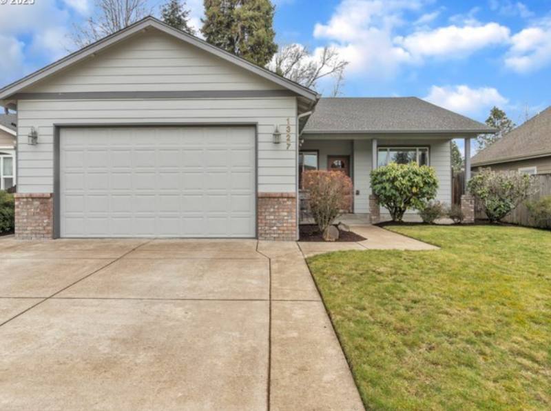 House for rent at 1327 Manzana St, Eugene, OR 97404