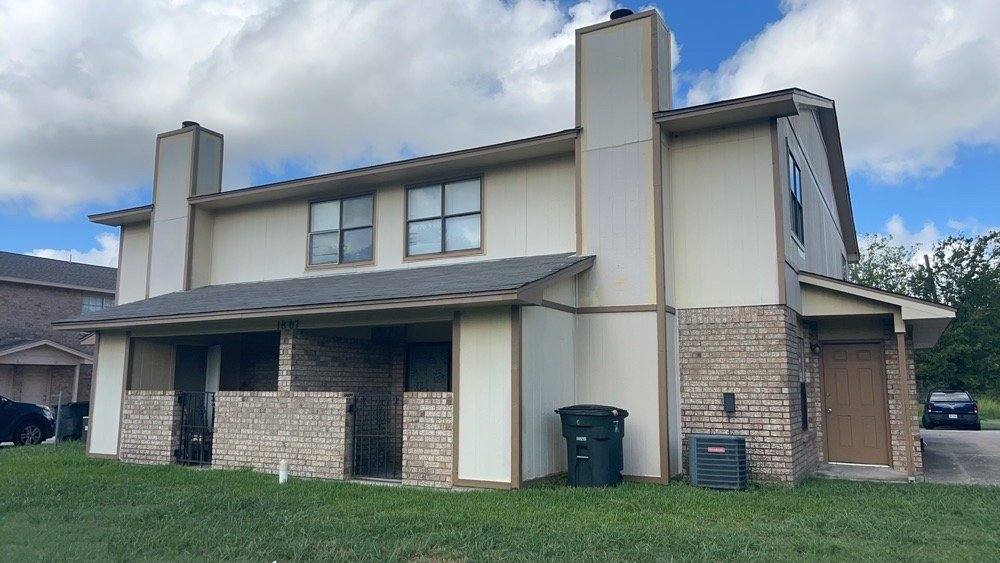 Apartment for rent at 1807 Cedarhill Dr #C, Killeen, TX 76543