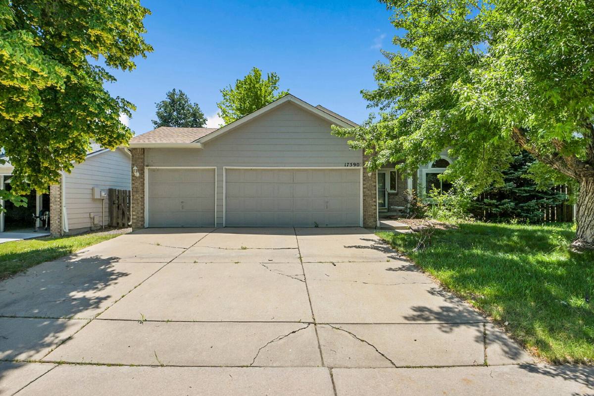 House for rent at 17590 E Baker Place, Aurora, CO 80013