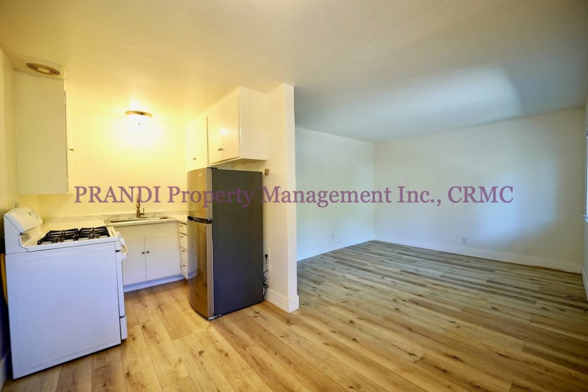 Apartment for rent at 405 Maple St #B, Mill Valley, CA 94941