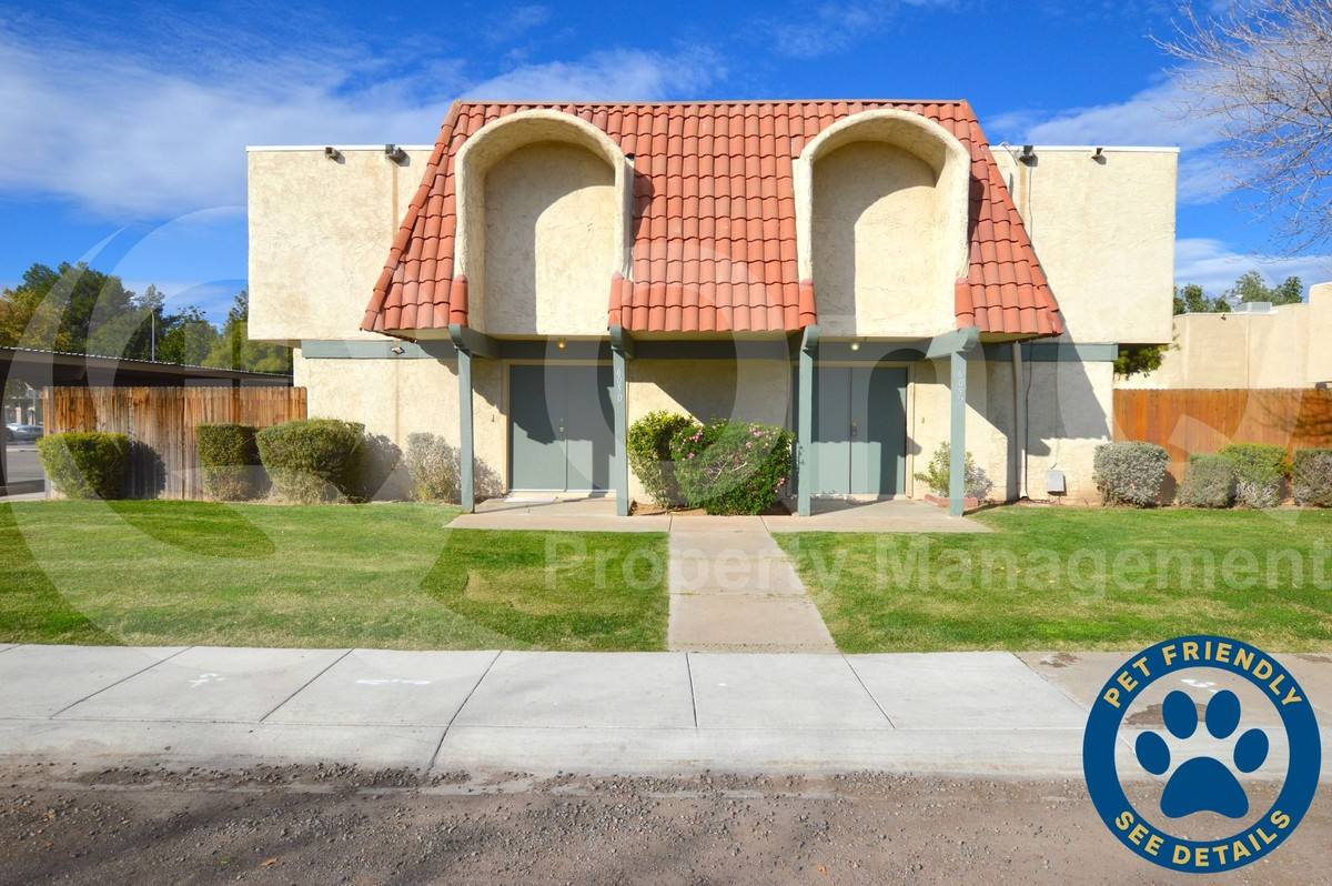 Townhouse for rent at 6052 W Golden Lane, Glendale, AZ 85302