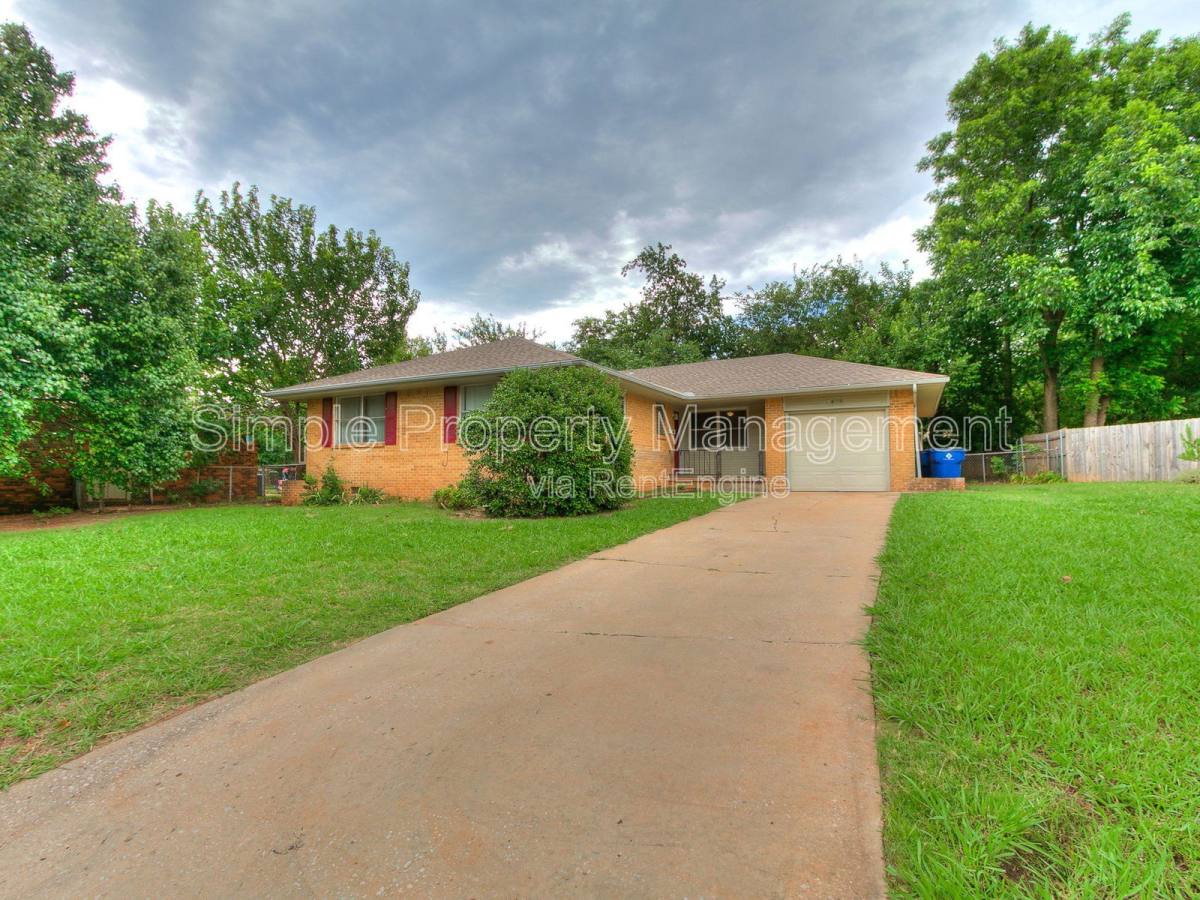House for rent at 2608 Greystone Court, Oklahoma City, OK 73120