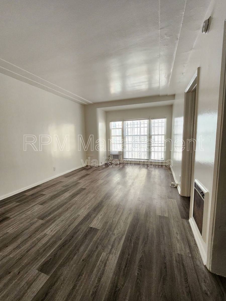 Apartment for rent at 1781 N Orchid Ave #103, Los Angeles, CA 90028