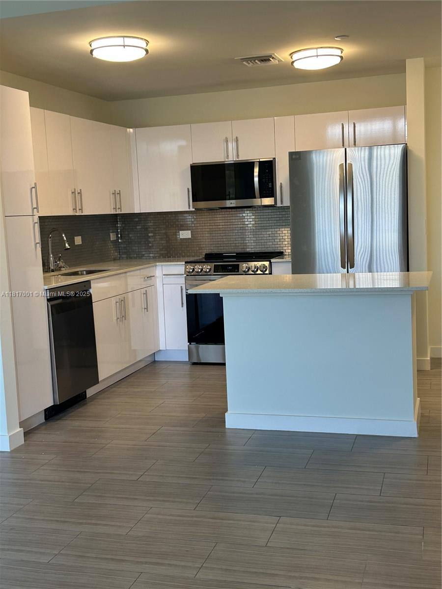 Apartment for rent at 1776 Polk St #317, Hollywood, FL 33020