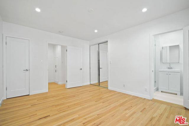 House for rent at 480 S Roxbury Dr, Beverly Hills, CA 90212