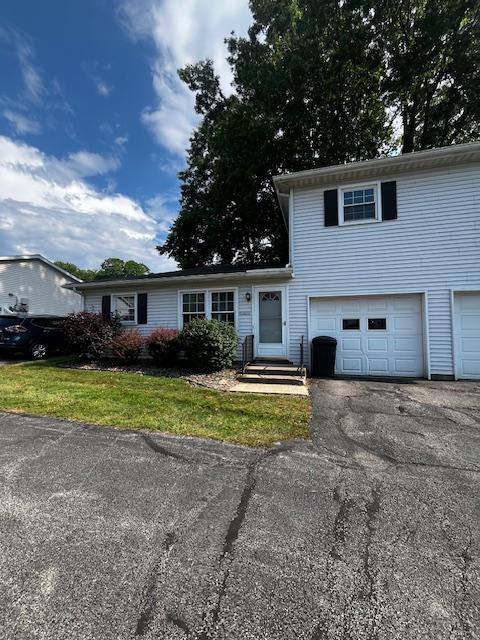Condo for rent at 1164 S Lincoln Ave #A, Salem, OH 44460