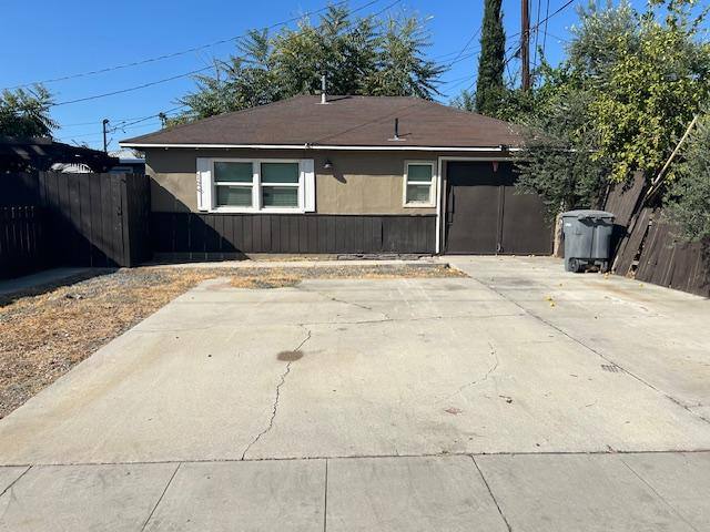 House for rent at 126 W Central Ave, Hemet, CA 92543